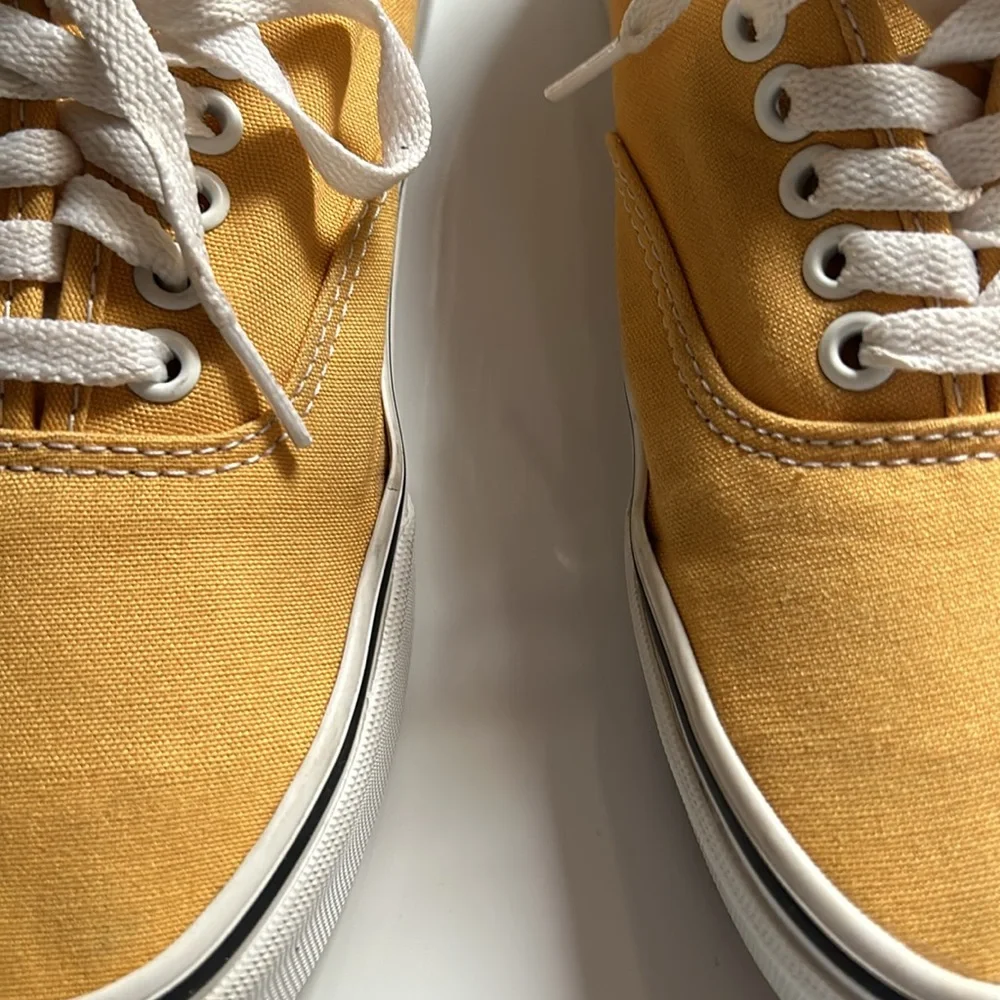VANS - Picture 5 of 5